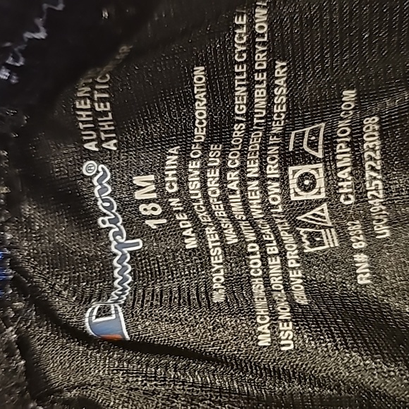 Champion all over script logo athletic shorts - Picture 4 of 4